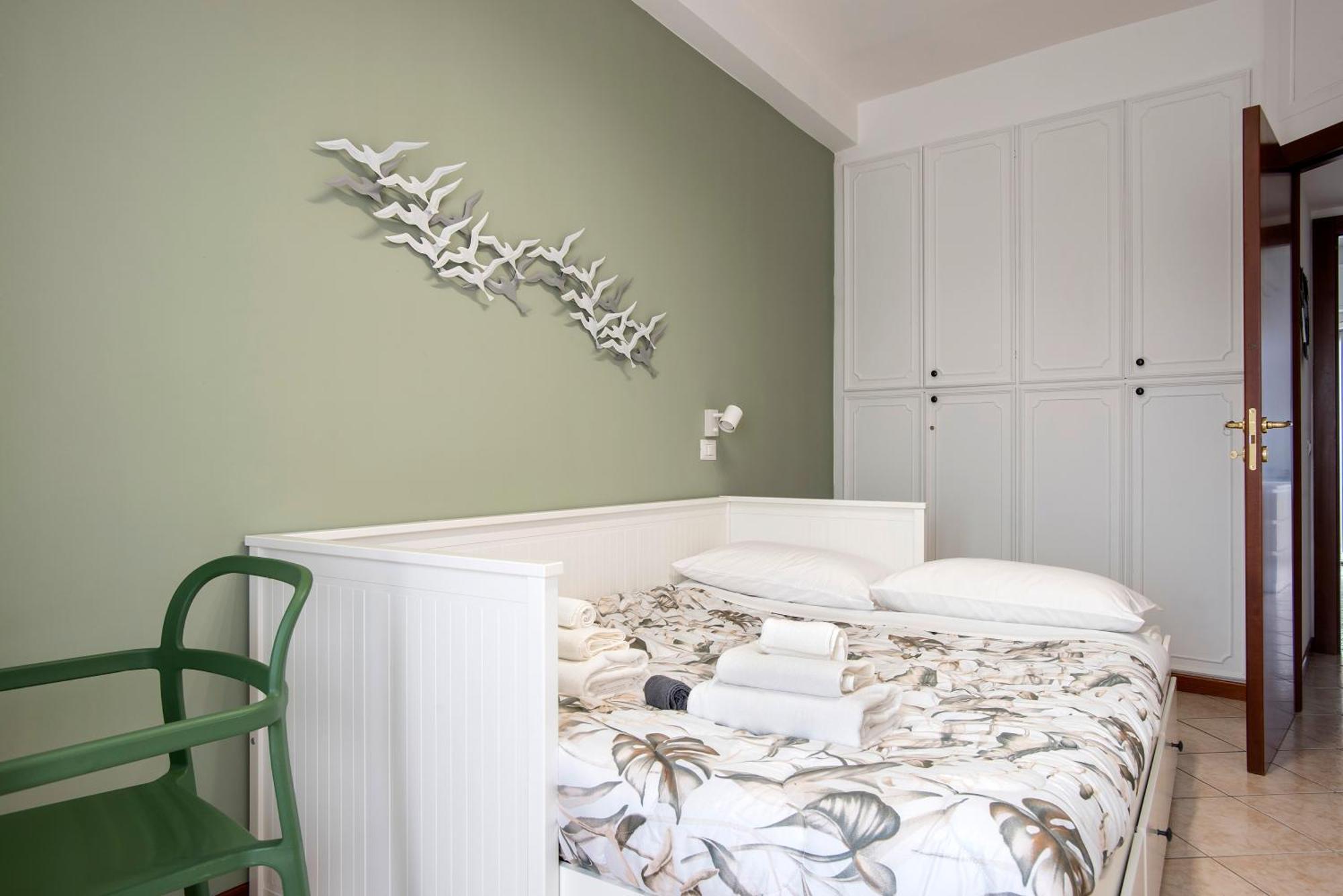 Stylish & Cozy - 5 Star Location- Balcony - City View روما المظهر الخارجي الصورة